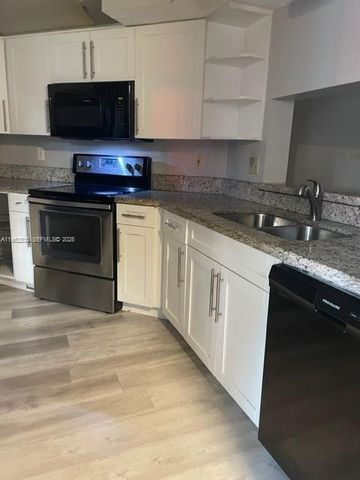 840 Independence Drive 840F, Homestead, FL 33034