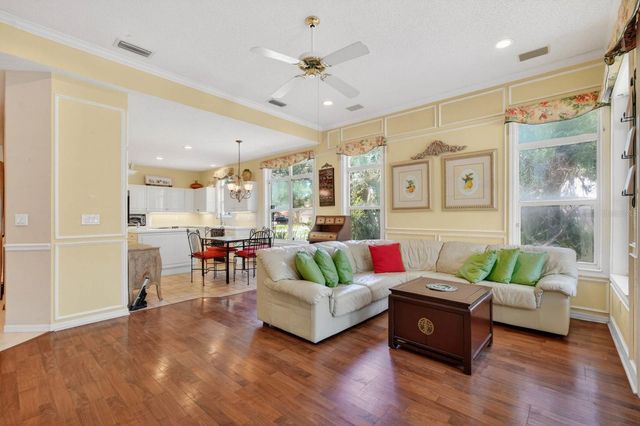 10 MONTERREY DRIVE, Palm Coast, FL 32137