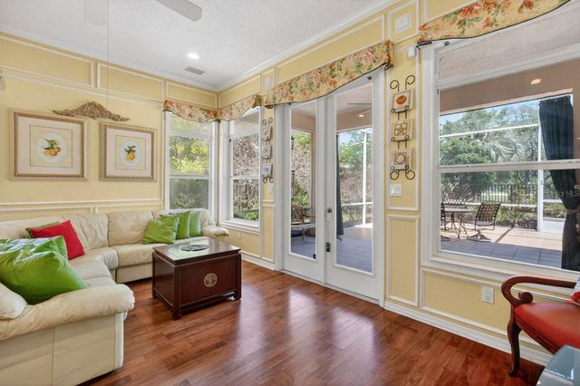 10 MONTERREY DRIVE, Palm Coast, FL 32137