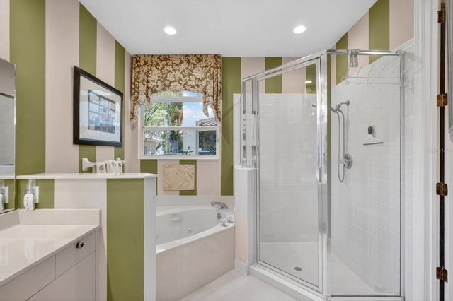 10 MONTERREY DRIVE, Palm Coast, FL 32137