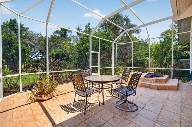10 MONTERREY DRIVE, Palm Coast, FL 32137