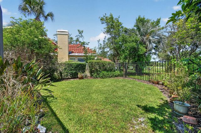 10 MONTERREY DRIVE, Palm Coast, FL 32137