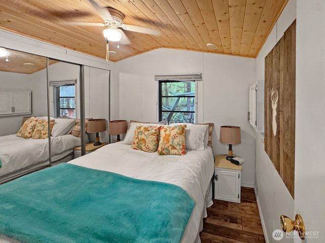 160 3 Big River Boulevard E, Deming, WA 98244