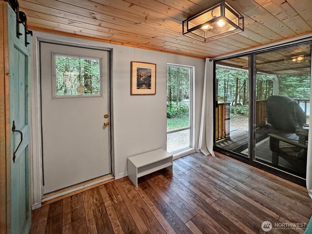 160 3 Big River Boulevard E, Deming, WA 98244
