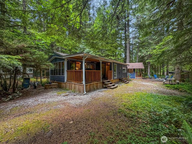 160 3 Big River Boulevard E, Deming, WA 98244