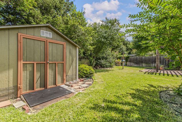 838 Oak Hollow Lane, Rockwall, TX 75087
