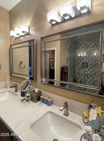 10655 N 9TH Street 110, Phoenix, AZ 85020