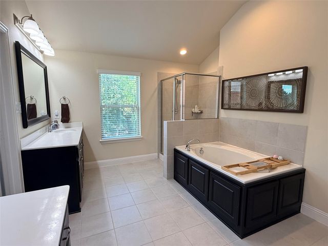 7310 Venice Drive 4, Grand Prairie, TX 75054