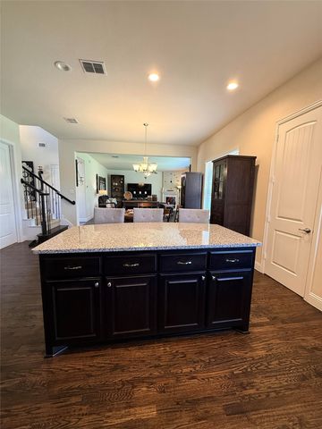 7310 Venice Drive 4, Grand Prairie, TX 75054