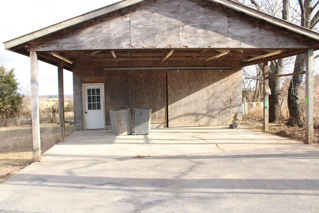 3493 Cartersville Road, Paint Lick, KY 40461