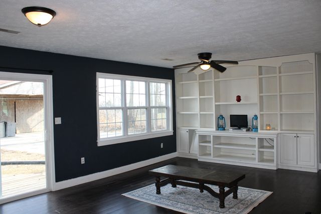 3493 Cartersville Road, Paint Lick, KY 40461