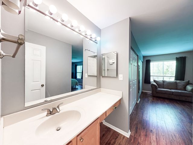 263 S Collins Street, South Elgin, IL 60177