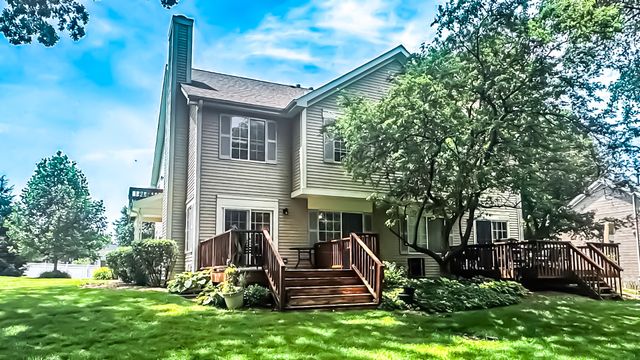 263 S Collins Street, South Elgin, IL 60177