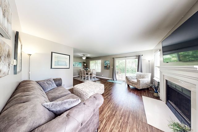 263 S Collins Street, South Elgin, IL 60177