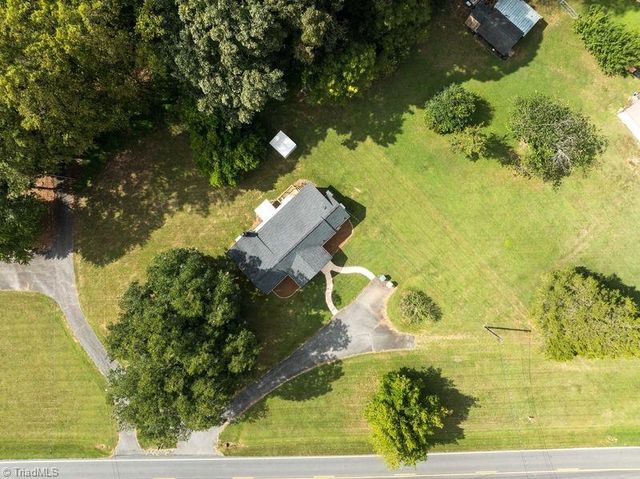 730 Walkertown Guthrie Road, Walkertown, NC 27107
