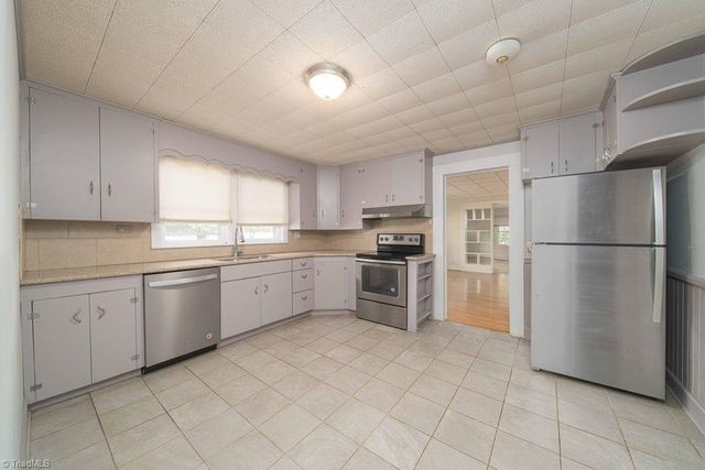 730 Walkertown Guthrie Road, Walkertown, NC 27107