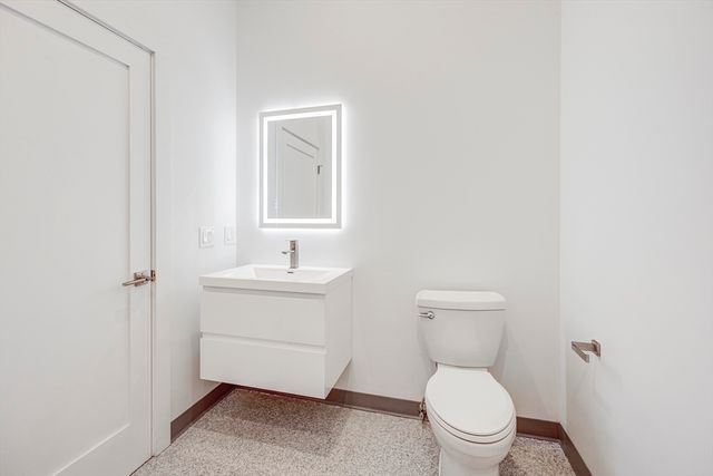 80 Middlesex St 306, Lowell, MA 01852
