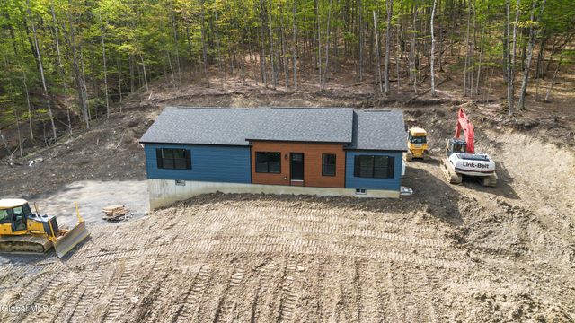 727 Irish Hill Road, Berne, NY 12023