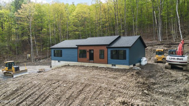 727 Irish Hill Road, Berne, NY 12023