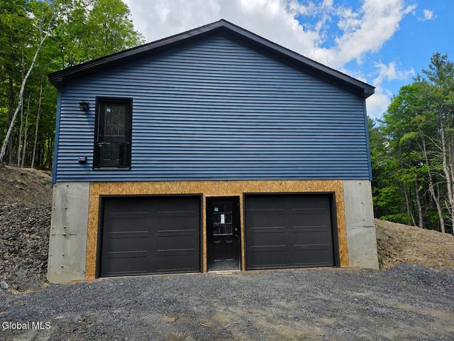 727 Irish Hill Road, Berne, NY 12023