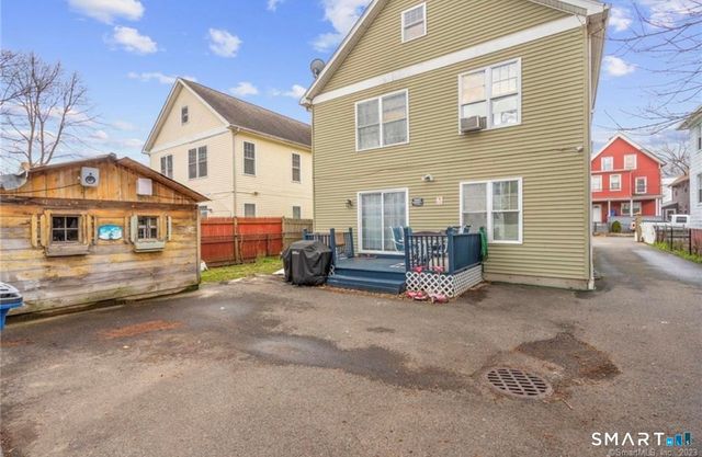 13 Button Street, New Haven, CT 06519