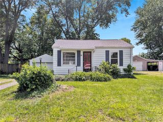 26 Fairway Drive, Fairview Heights, IL 62208
