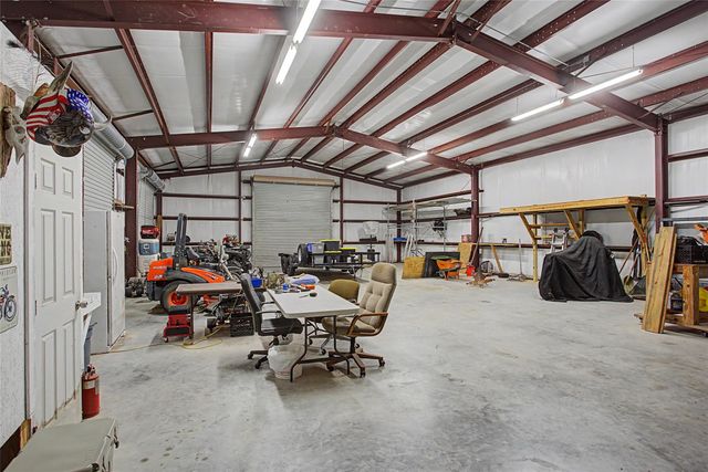 8550 Avenue L, Santa Fe, TX 77510