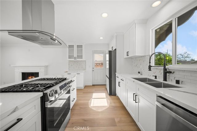 11744 Hollyview, La Mirada, CA 90638