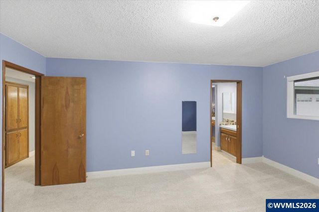 12432 SW King George Dr, King City, OR 97224