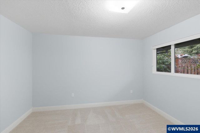 12432 SW King George Dr, King City, OR 97224