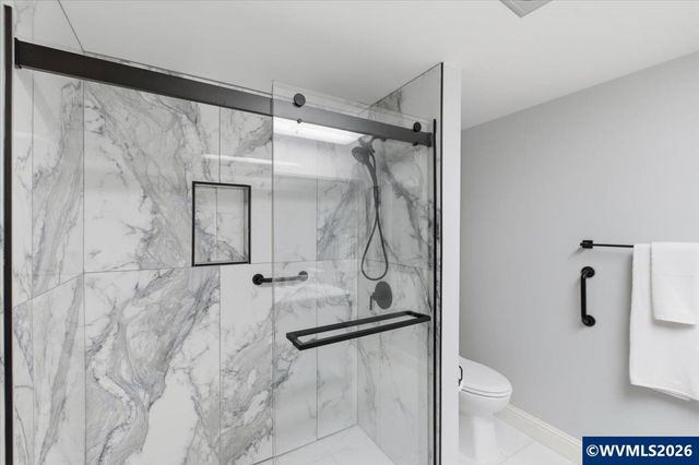 12432 SW King George Dr, King City, OR 97224