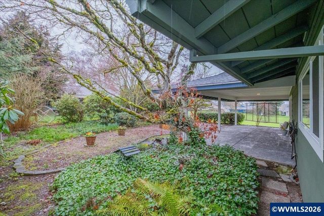 12432 SW King George Dr, King City, OR 97224