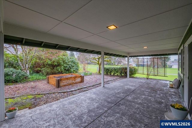 12432 SW King George Dr, King City, OR 97224