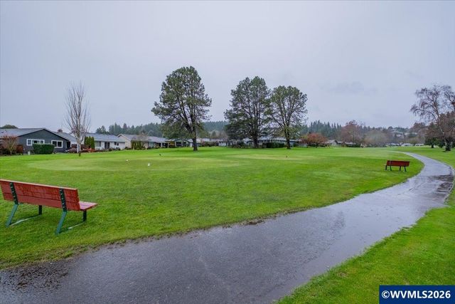 12432 SW King George Dr, King City, OR 97224