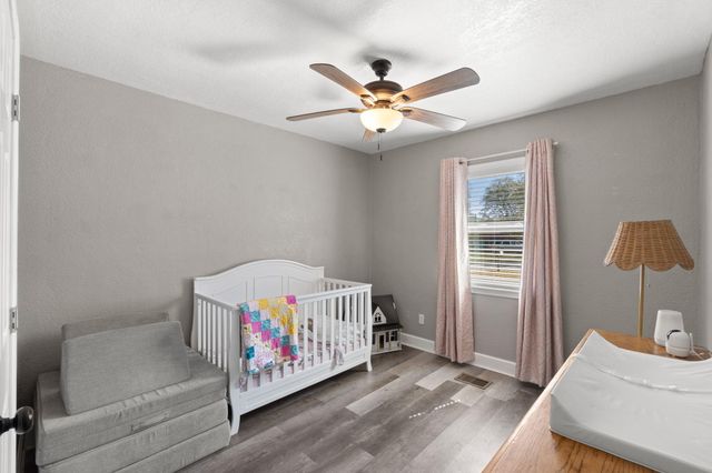 135 Moriarty Street, Fort Walton Beach, FL 32548