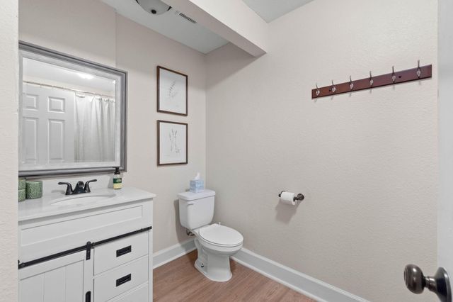 135 Moriarty Street, Fort Walton Beach, FL 32548