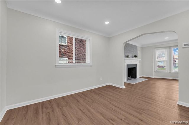 17217 Plainview Avenue, Detroit, MI 48219