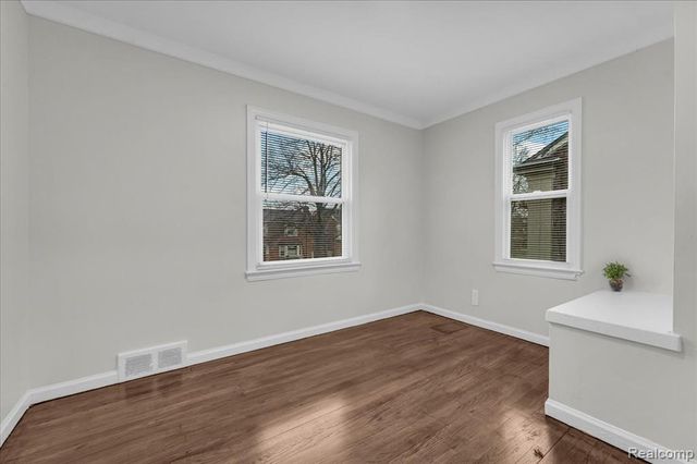 17217 Plainview Avenue, Detroit, MI 48219