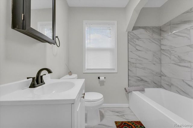 17217 Plainview Avenue, Detroit, MI 48219