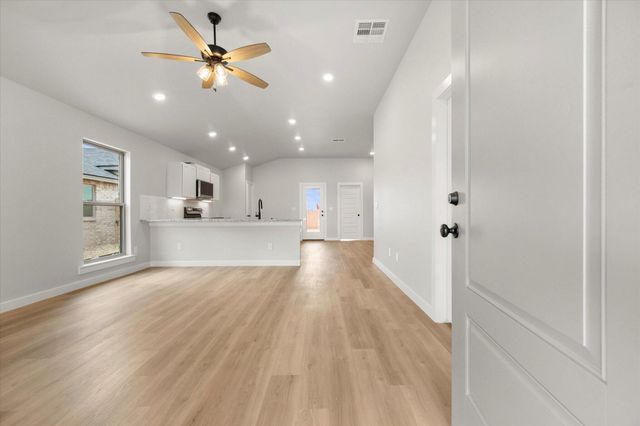 2220 133rd Street, Lubbock, TX 79423