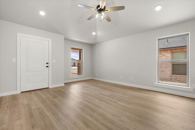 2220 133rd Street, Lubbock, TX 79423