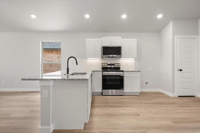 2220 133rd Street, Lubbock, TX 79423