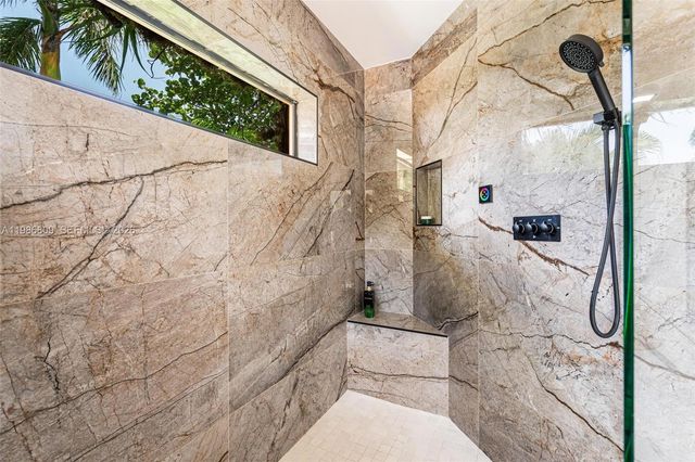 1675 Coral Gardens Dr, Wilton Manors, FL 33334