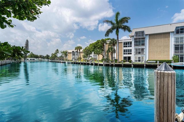 1675 Coral Gardens Dr, Wilton Manors, FL 33334