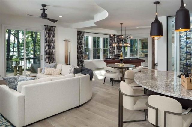 208 Lake Pointe Drive, Gainesville, GA 30506
