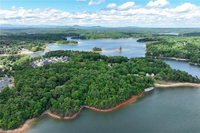 208 Lake Pointe Drive, Gainesville, GA 30506