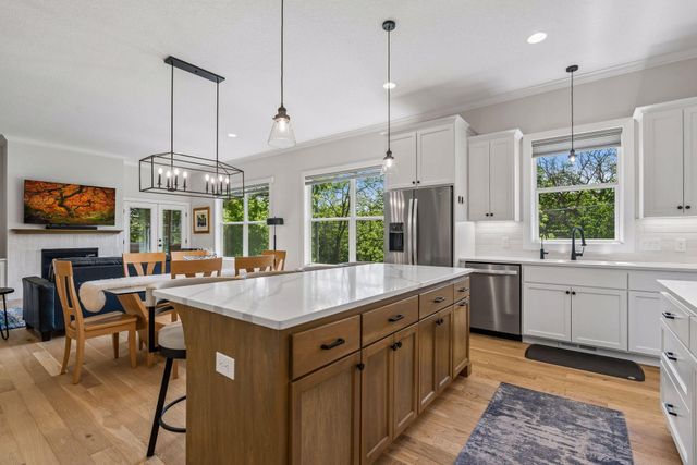 5525 Eden Prairie Road, Minnetonka, MN 55345