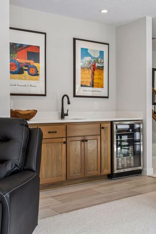 5525 Eden Prairie Road, Minnetonka, MN 55345