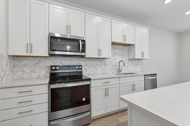 1887 SE Ocean Cove Way, Stuart, FL 34996