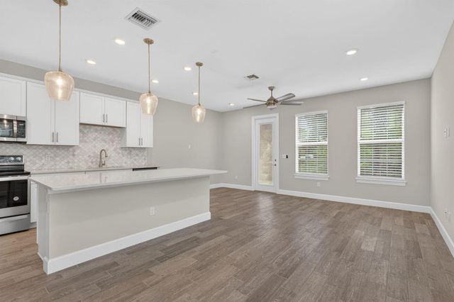 1887 SE Ocean Cove Way, Stuart, FL 34996